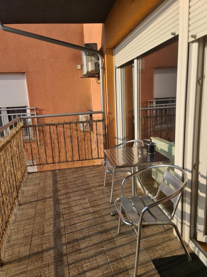 Apartman *Joy* Osijek Bagian luar foto